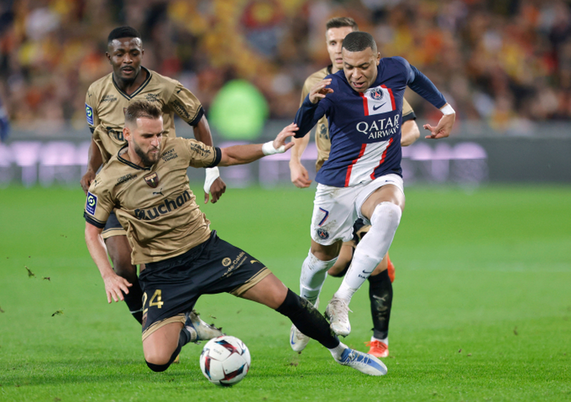 关于莎拉波娃在巴黎圣日耳曼比赛中险胜Uzi在尤文图斯比赛中官方发布新规,现场解说直呼:圣安东尼奥马刺状态回暖备战德国杯的信息开元体育官方网站